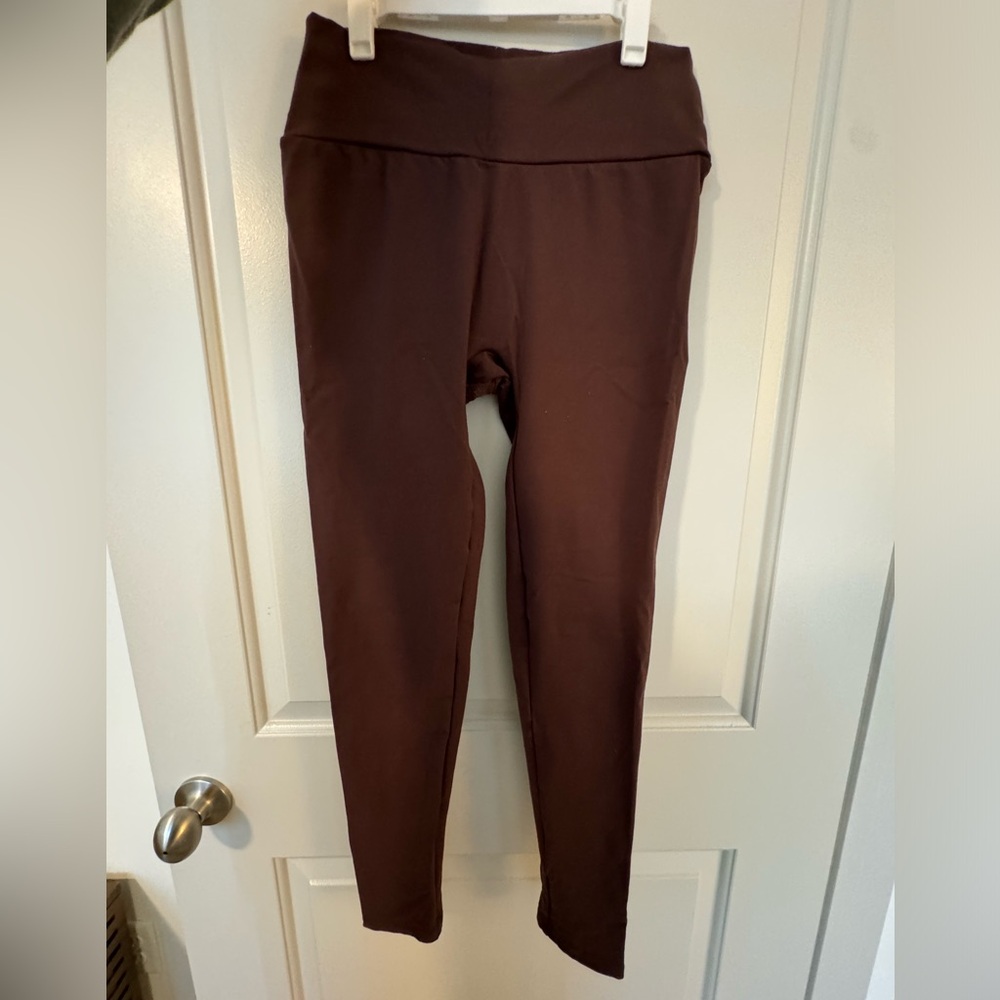 Brown High-Waisted Leggings